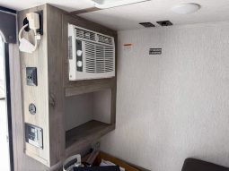 2027 Sunset Park RV SunRay 109E full
