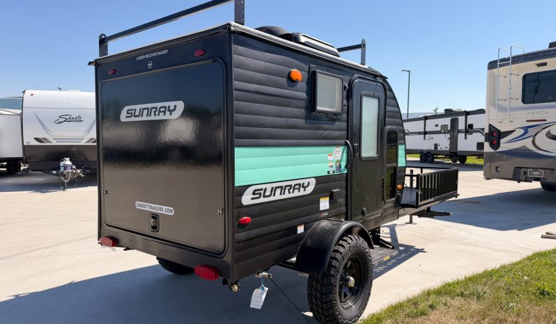 2027 Sunset Park RV SunRay 109E full