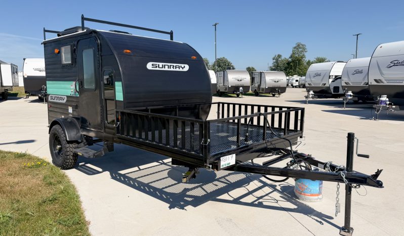2027 Sunset Park RV SunRay 109E full
