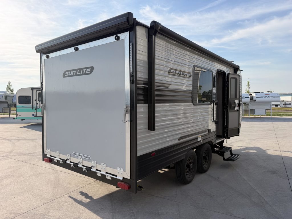 2027 Sunset Park RV Sun Lite 18TH