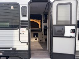 2027 Sunset Park RV Sun Lite 18TH full