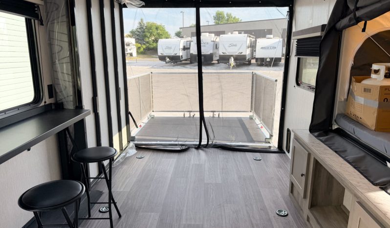2027 Sunset Park RV Sun Lite 18TH full