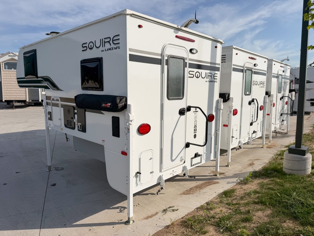 2026 Lance Squire SQ805