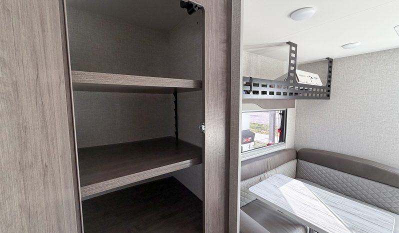2026 Lance Squire SQ805 full