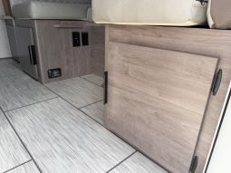 2026 Lance Squire SQ805 full