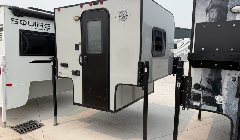 
								2025 Travel Lite RV Cent full									
