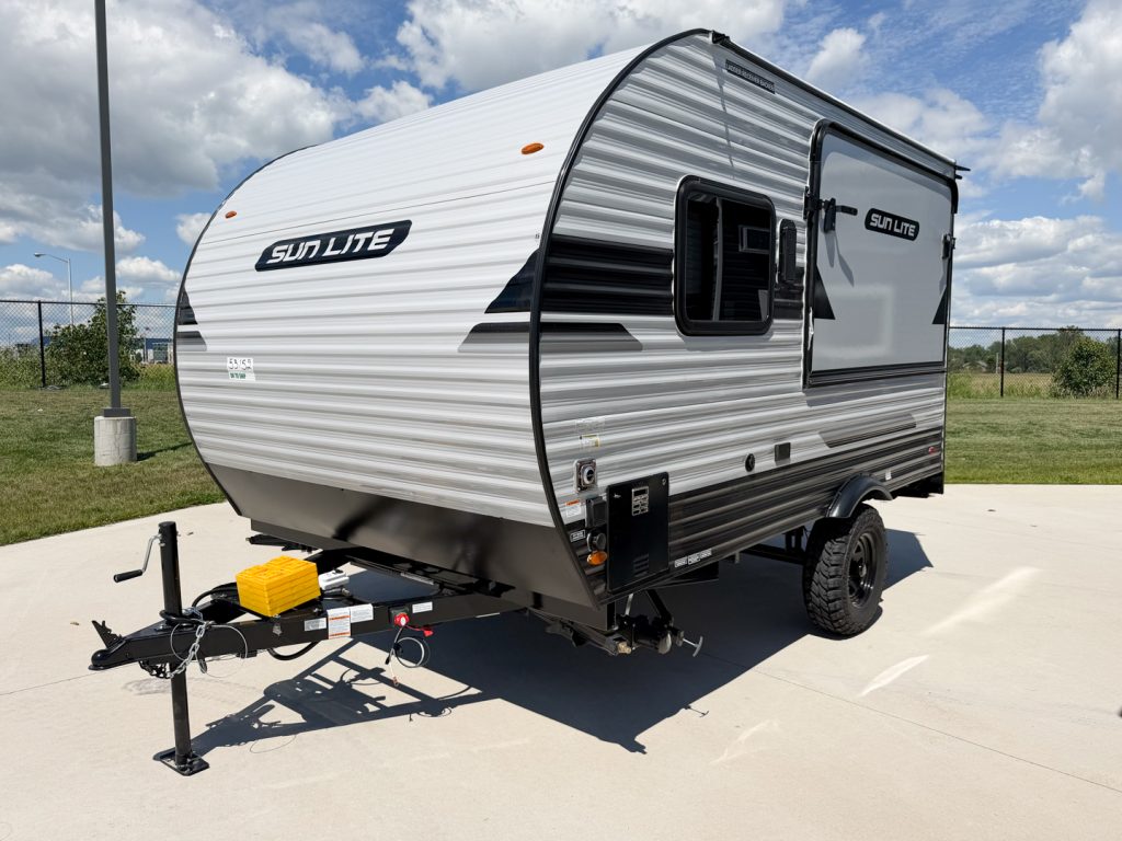 2027 Sunset Park RV Sun Lite 14TH