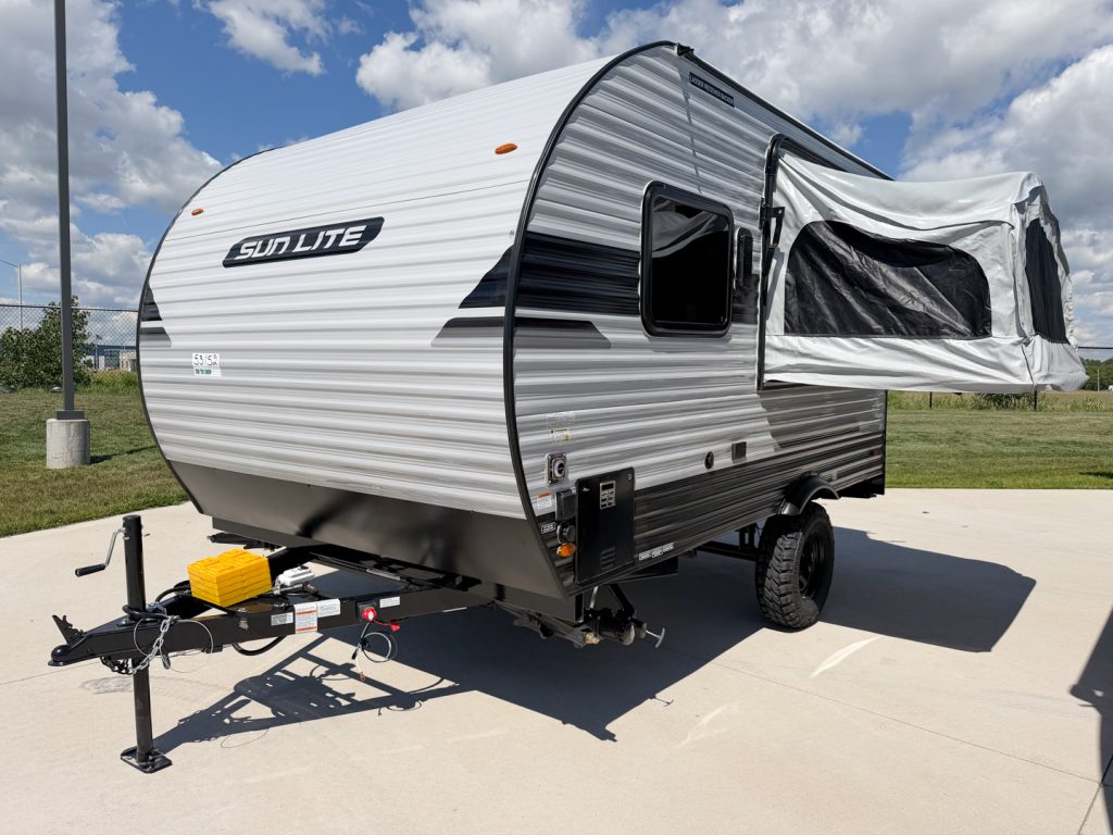 2027 Sunset Park RV Sun Lite 14TH
