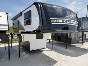 2026 Travel Lite RV 650U