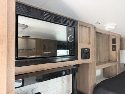 2026 Travel Lite RV 650U full