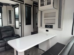 
										2021 Heartland Cyclone 3713 full									