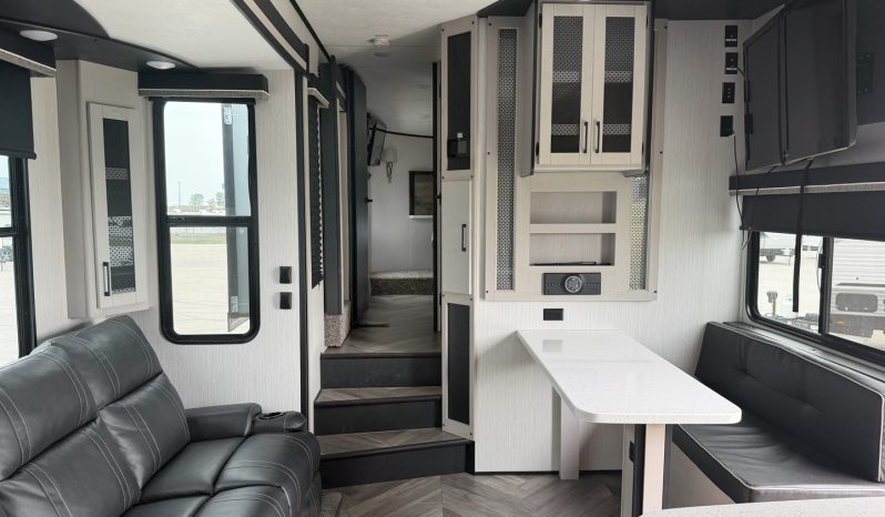 
								2021 Heartland Cyclone 3713 full									