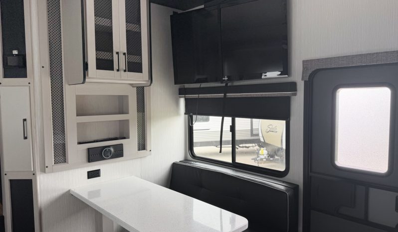 
								2021 Heartland Cyclone 3713 full									
