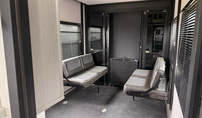 
								2021 Heartland Cyclone 3713 full									