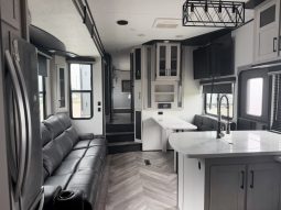 
										2021 Heartland Cyclone 3713 full									