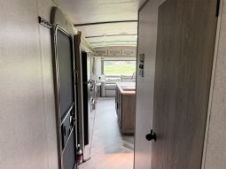 
										2021 Heritage Glen Wildwood 273RL full									