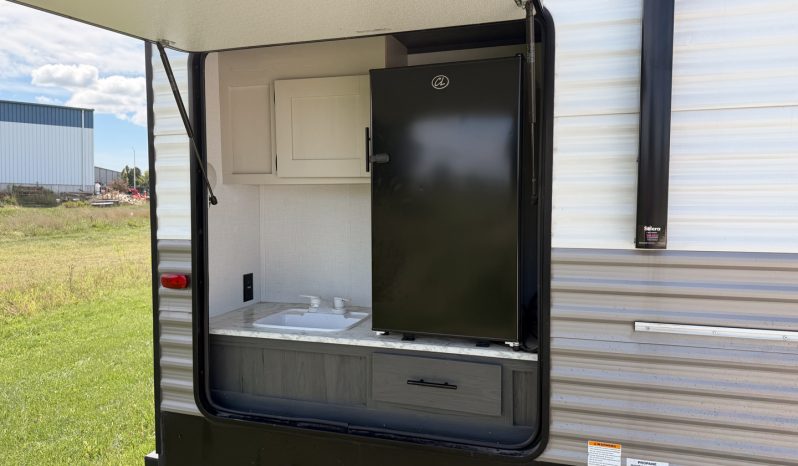 
								2024 Keystone Aspen Trail 29TB full									