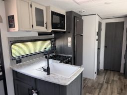 
										2024 Keystone Aspen Trail 29TB full									