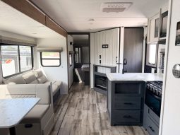 
										2024 Keystone Aspen Trail 29TB full									