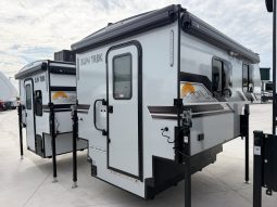2027 Sunset Park RV Sun Trek 700 full