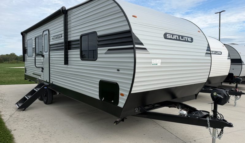 2027 Sunset Park RV Sun Lite 27WQB full
