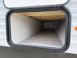 2027 Sunset Park RV Sun Lite 27WQB full