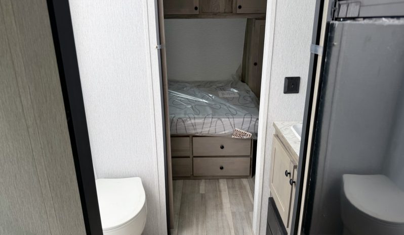 2027 Sunset Park RV Sun Lite 27WQB full