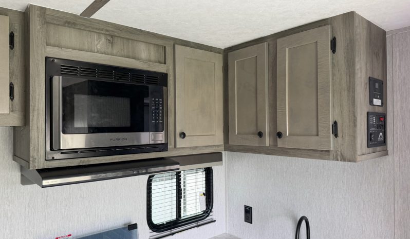 2027 Sunset Park RV Sun Lite 27WQB full