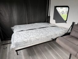 2027 Sunset Park RV Sun Lite 27WQB full