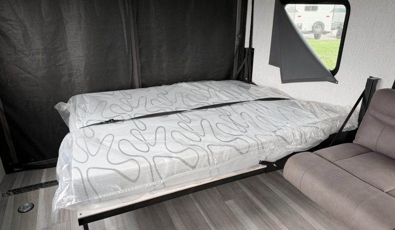 2027 Sunset Park RV Sun Lite 27WQB full