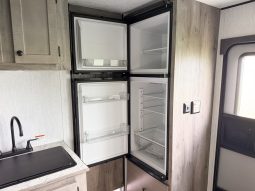 2027 Sunset Park RV Sun Lite 27WQB full