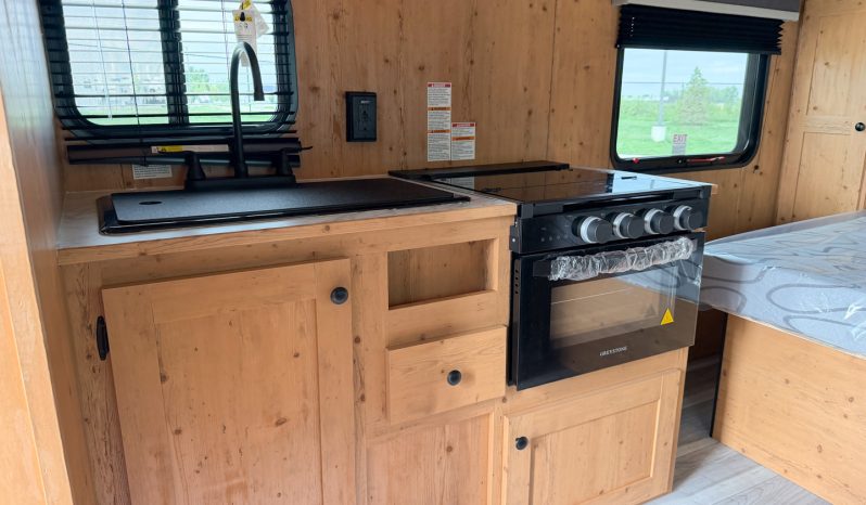 2027 Sunset Park RV Sun Lite 18RD full