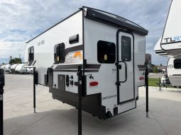 2027 Sunset Park RV Sun Trek 800 full