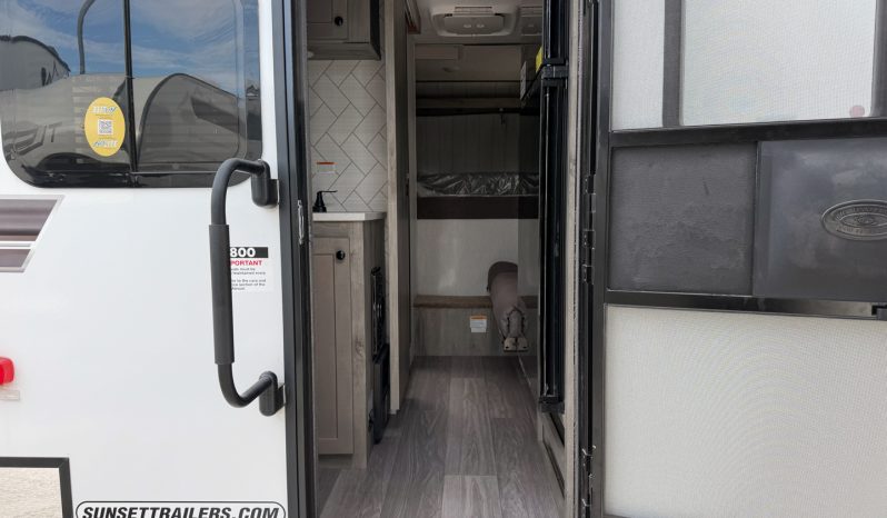 2027 Sunset Park RV Sun Trek 800 full