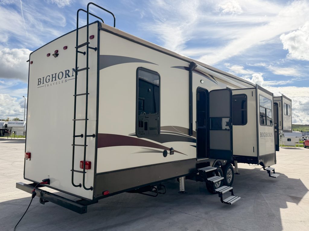 2017 Heartland BigHorn 39FL